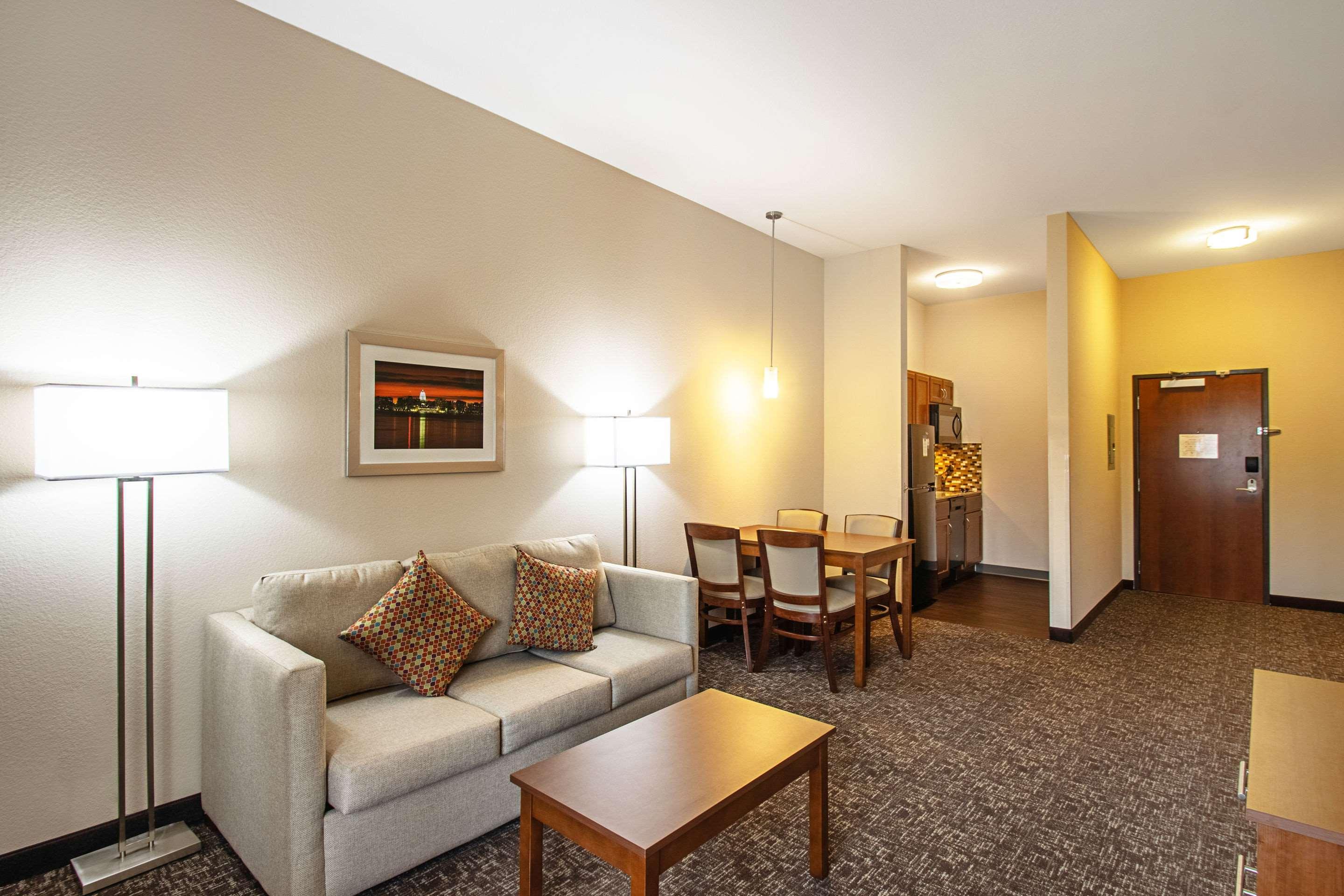 Sleep Inn & Suites Madison - Monona Ngoại thất bức ảnh