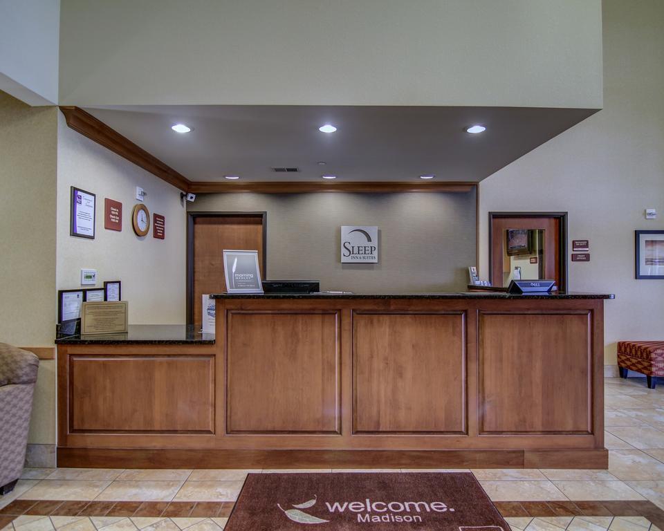 Sleep Inn & Suites Madison - Monona Ngoại thất bức ảnh
