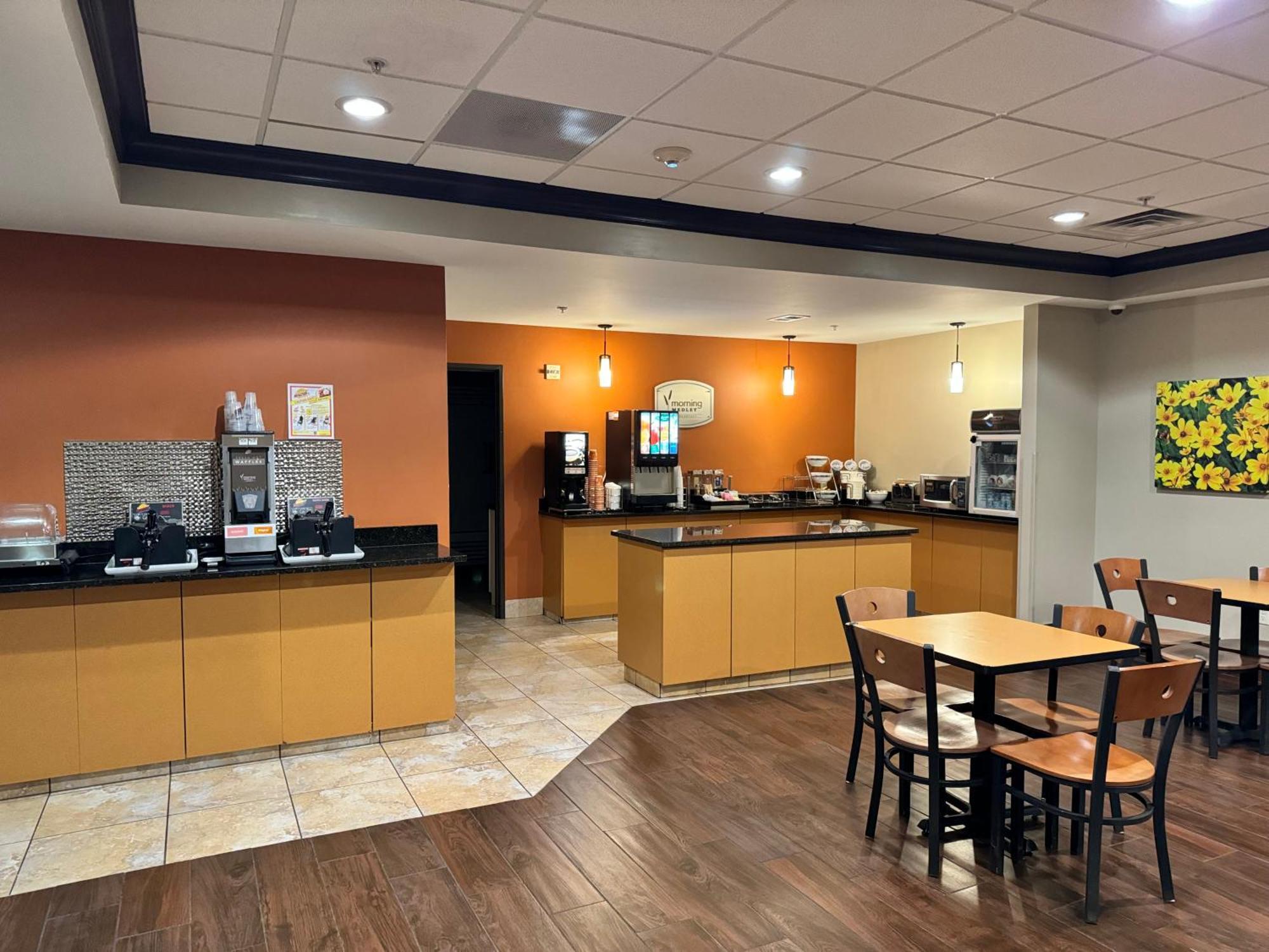 Sleep Inn & Suites Madison - Monona Ngoại thất bức ảnh