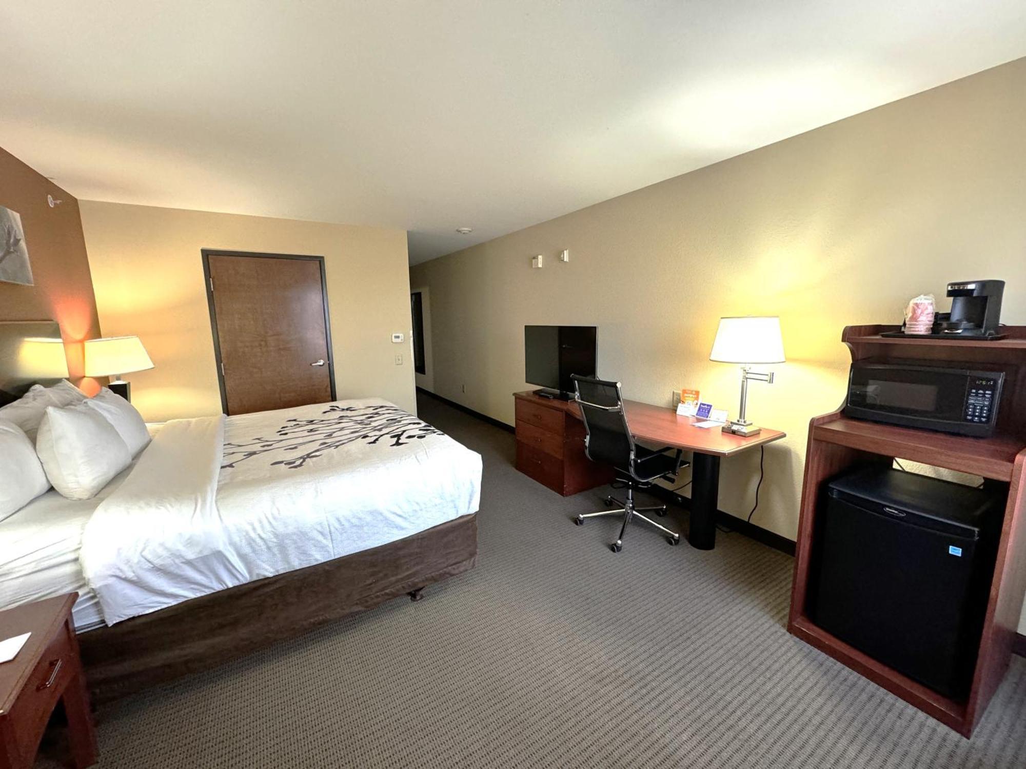 Sleep Inn & Suites Madison - Monona Ngoại thất bức ảnh